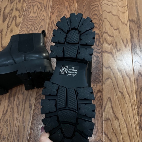 Villa rouge 9 black boots new - Picture 3 of 5